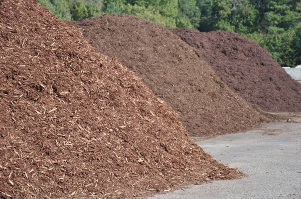 Brown Mulch Delivery