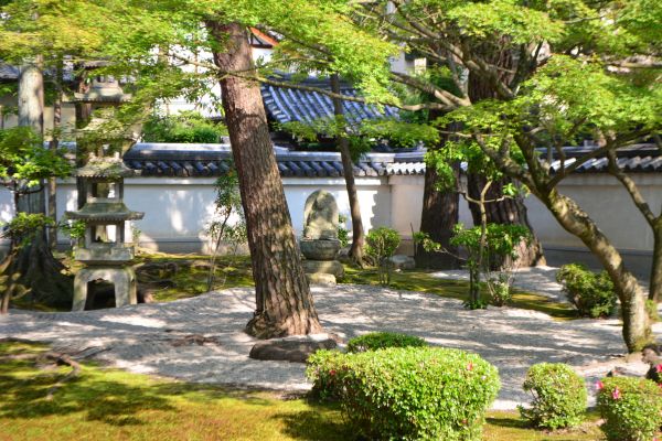 Zen Garden Landscaping in Roseville