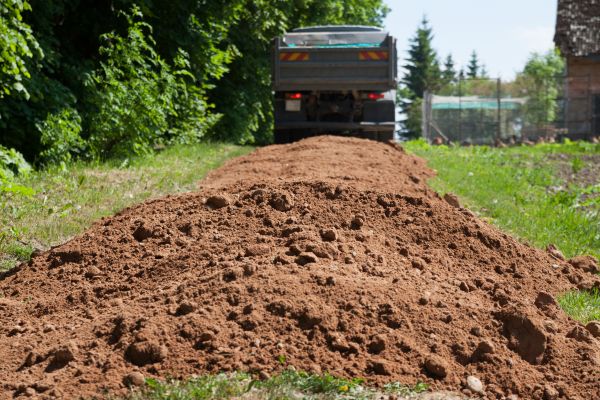 Residential Soil Delivery in Roseville