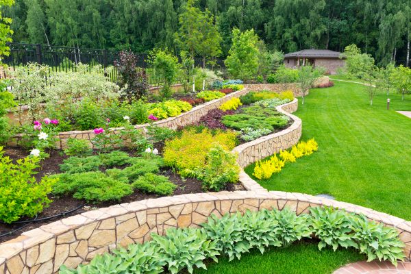 Home Garden Landscaping in Roseville