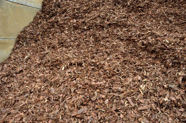Organic Mulch Delivery in Roseville
